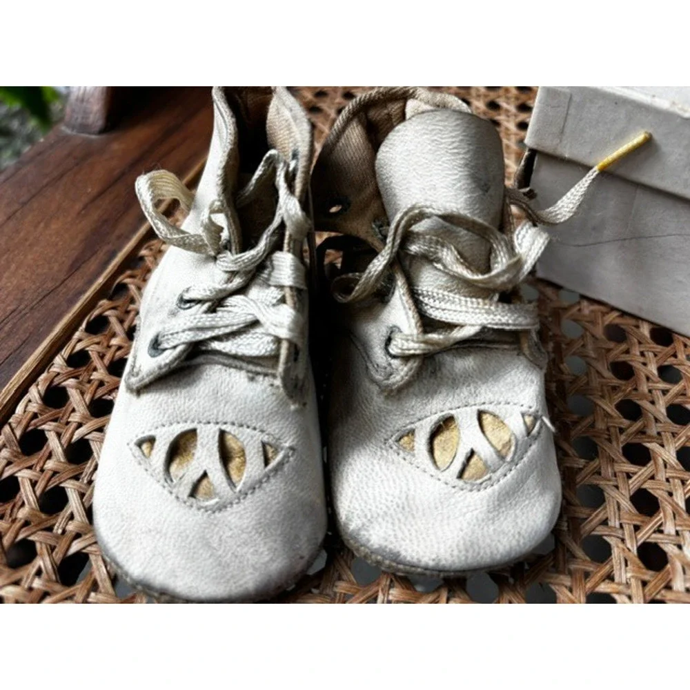 Antique 1930s Leather Baby Shoes with Original Dated Box 1937, Rare Documented